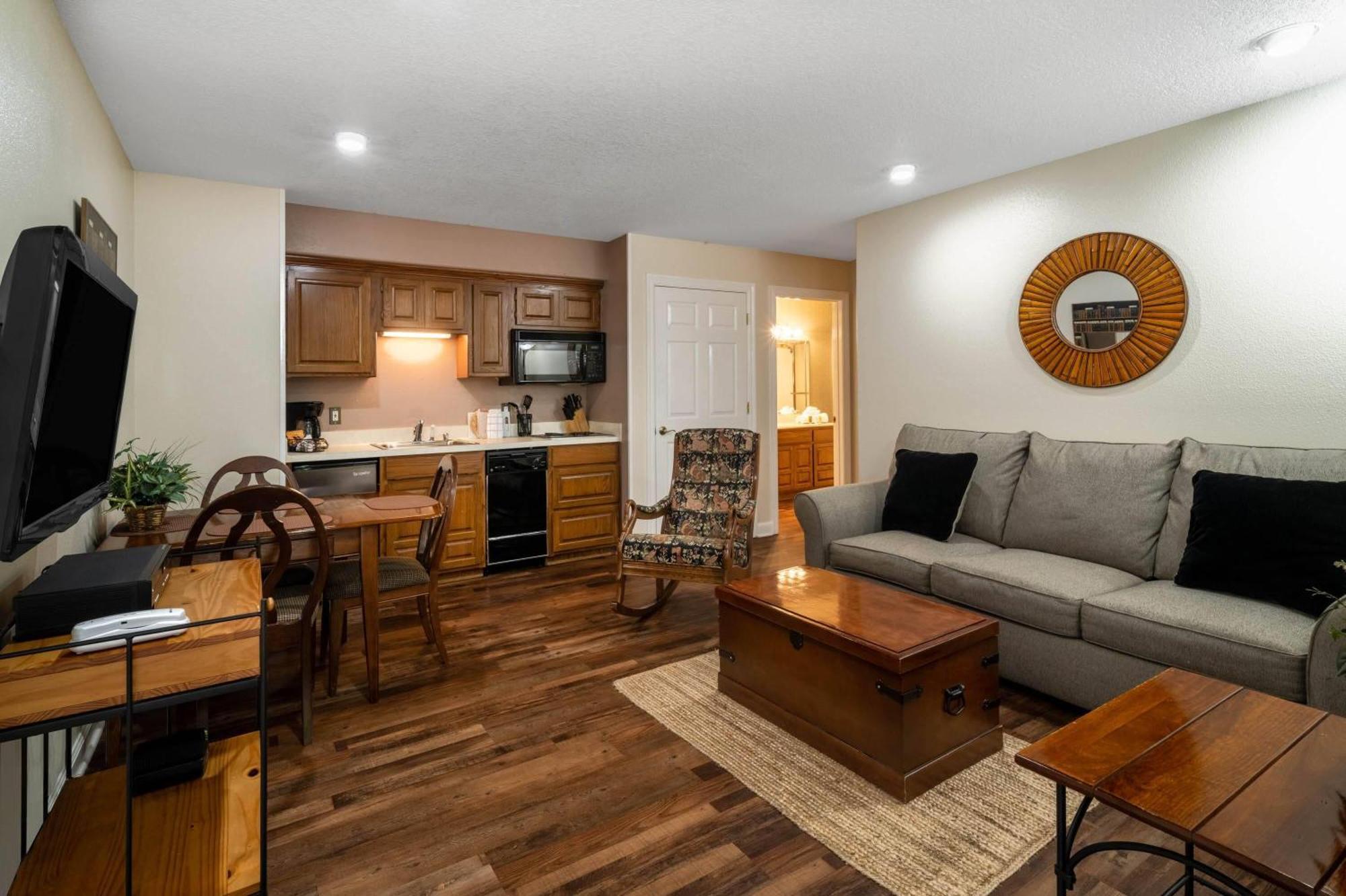 Lagos At A Ramada By Wyndham 3* Hot Springs Village