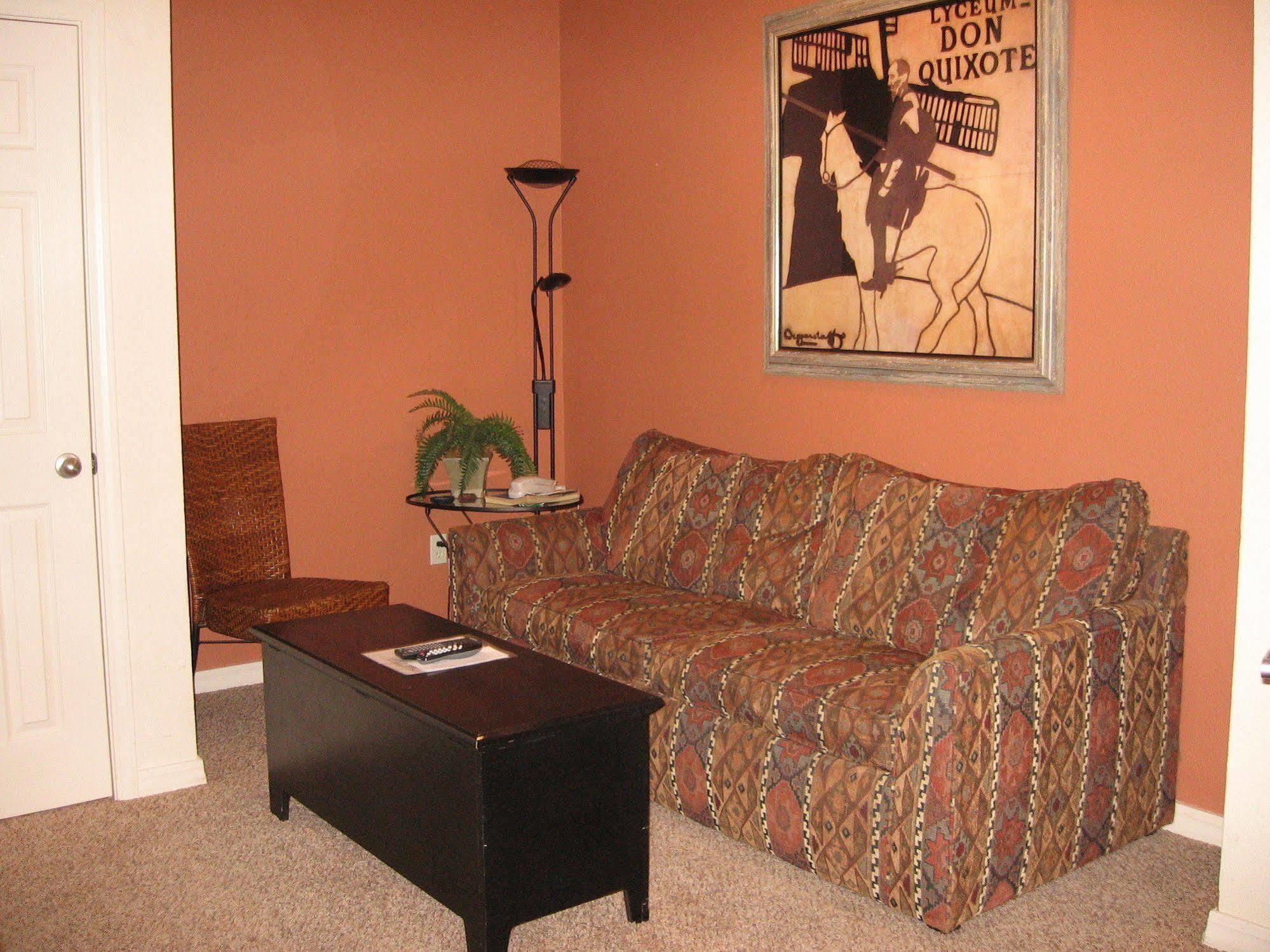 Hotel Lagos At A Ramada By Wyndham Hot Springs Village